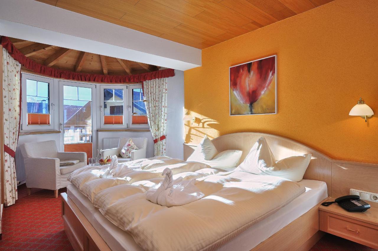 Die Lilie / Hotel Garni Reutte Room photo